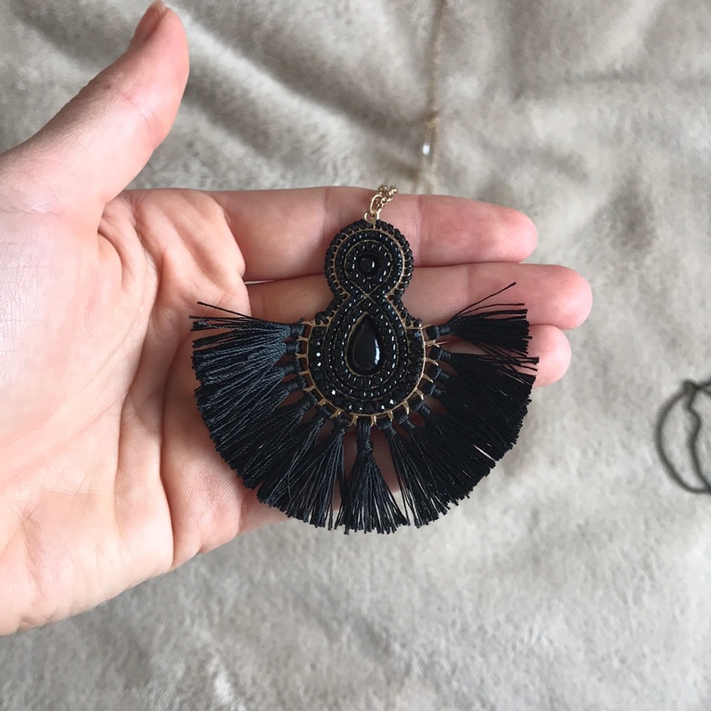 Tassel necklace